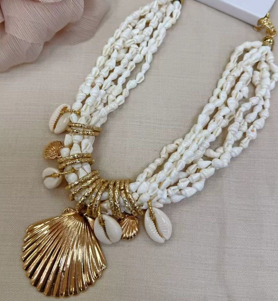 Chunky Shell Necklace