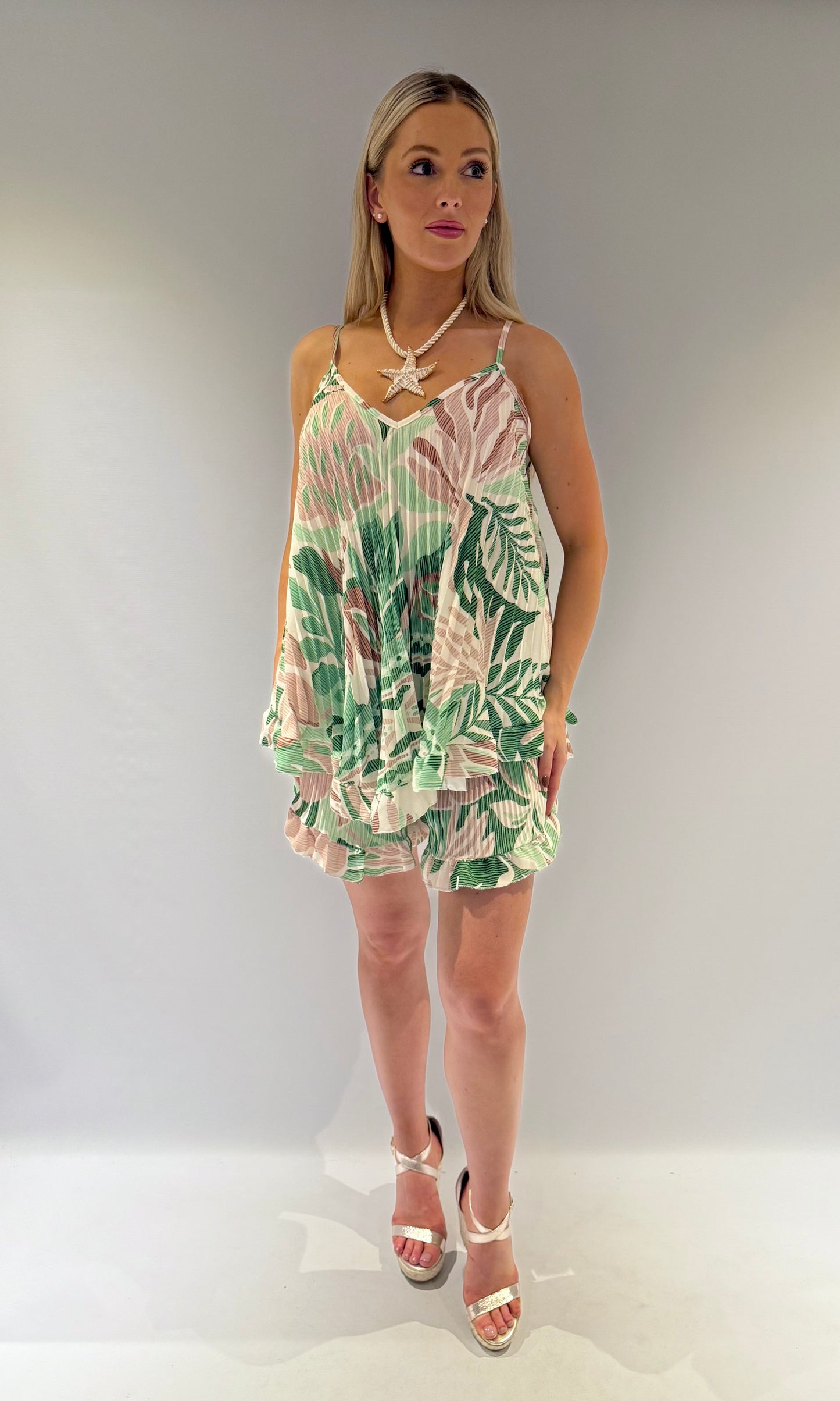 Mykonos Pleat Short set