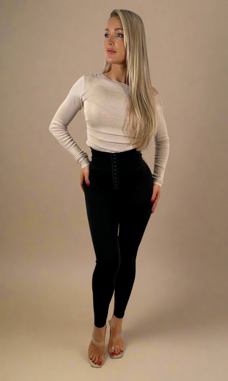 Yu & Me High Waist Hook and Eye legging