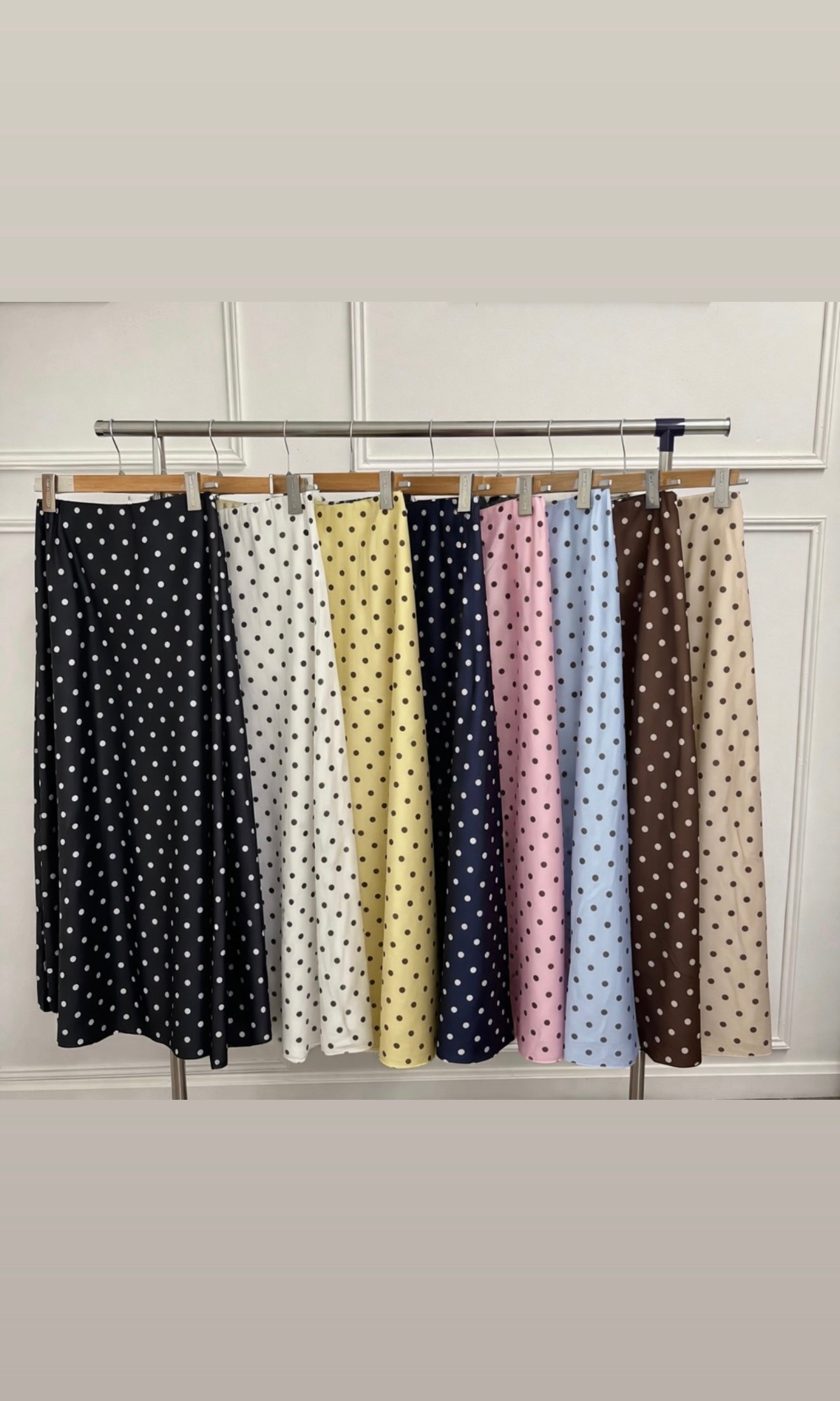 Wholesale Viviane Polka dot satin skirt for Boutique Retailers - Catwalk style wholesale