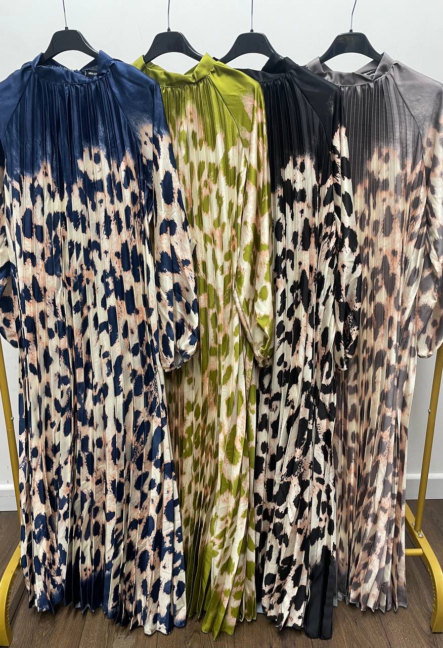 Leopard Print Pleat Maxi