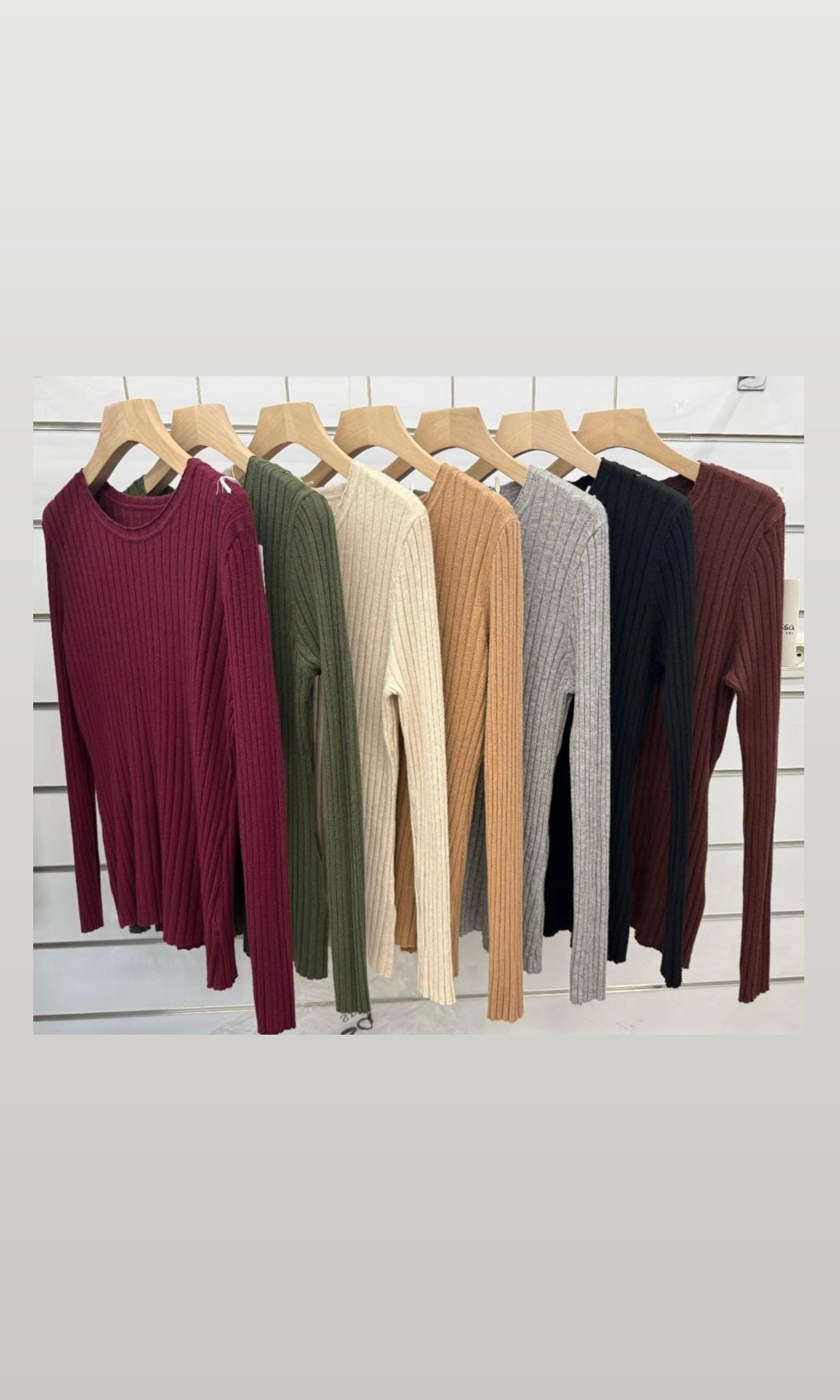 Tammy Ribbed Scoop Top