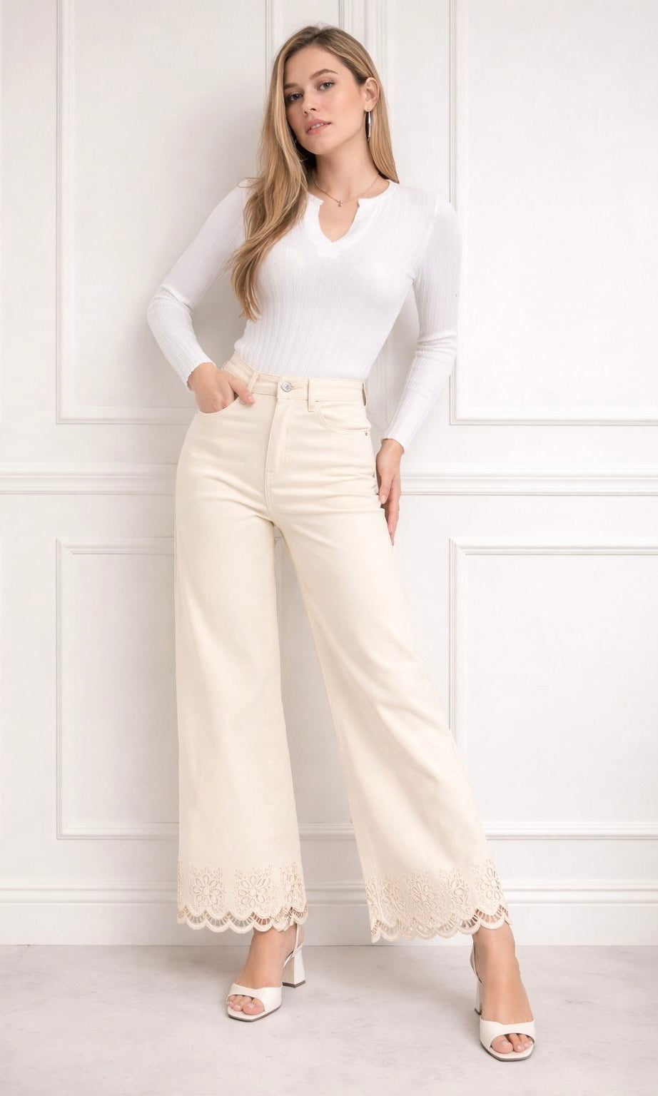 Tessa Embroidered Hem Jean (9020)