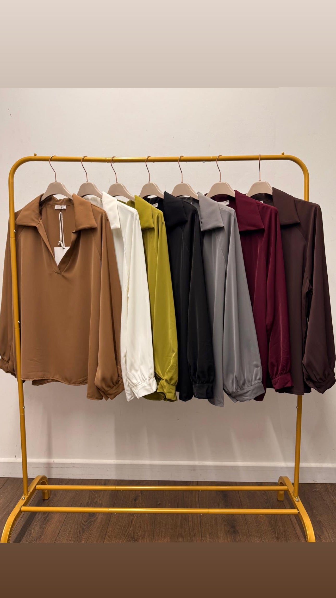 Silvia V Neck o/sized blouse