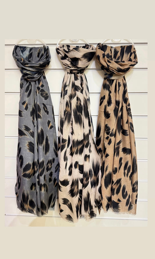 Leopard Smudge Scarf