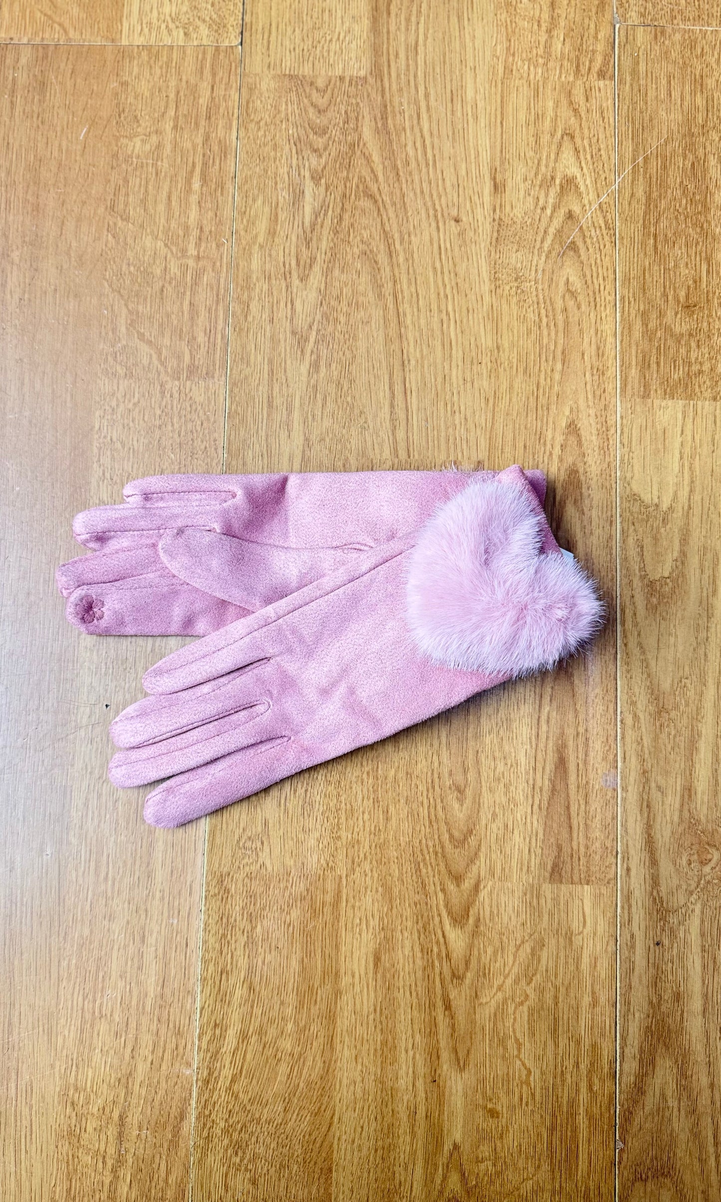 Fluffy Charm Gloves