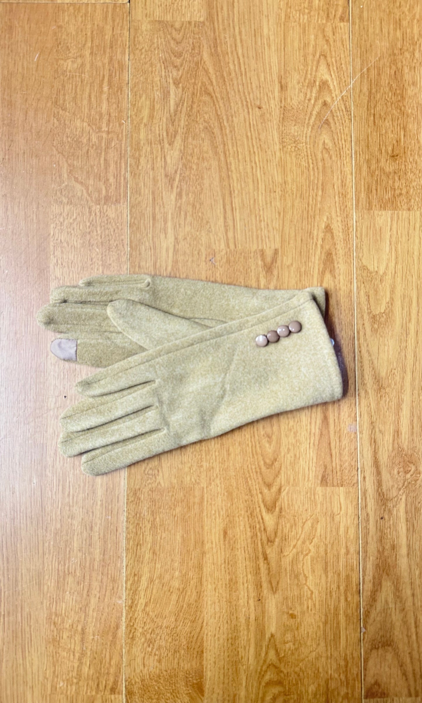 Classic Touch Gloves