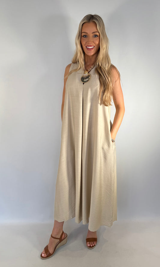 Lucia V Neck Pocket Dress