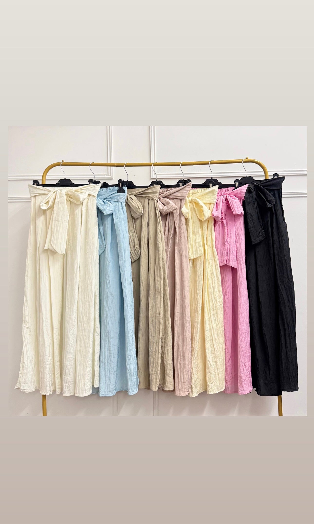 Wholesale Genevieve Crinkle Bow Skirt for Boutique Retailers - Catwalk style wholesale