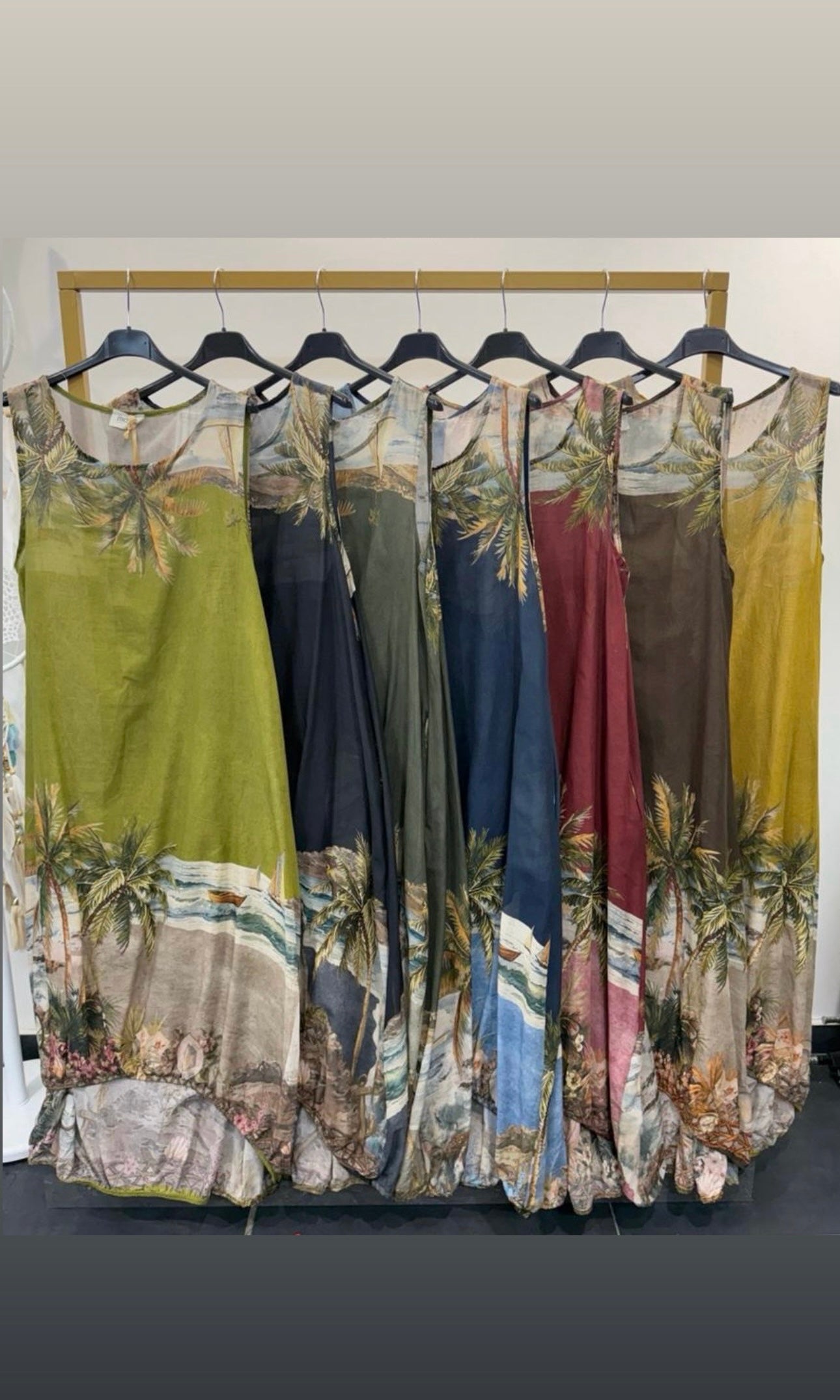 Palm Balloon Dress with Pockets