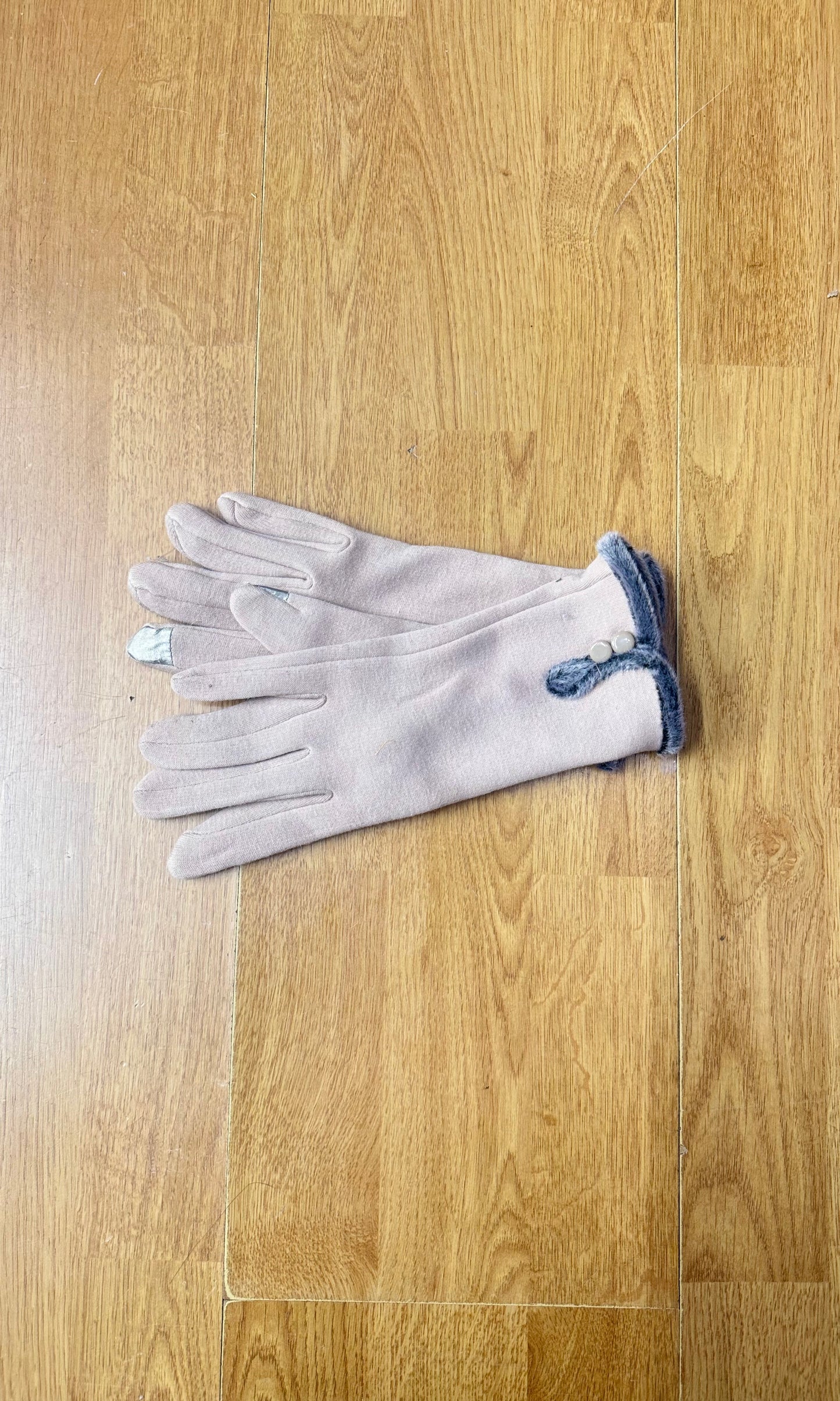 Frost Trim Gloves