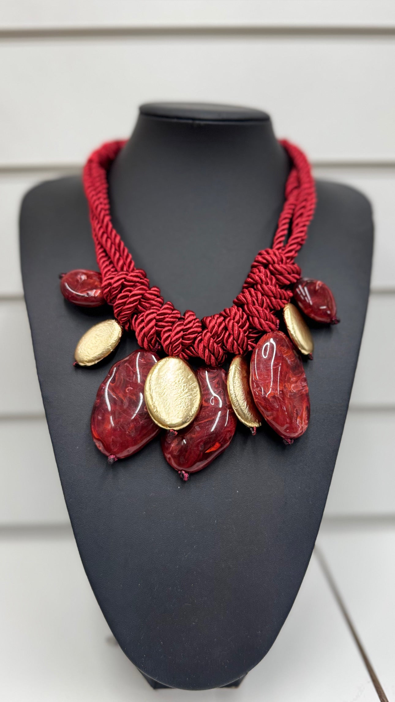 Regal Twist Necklace