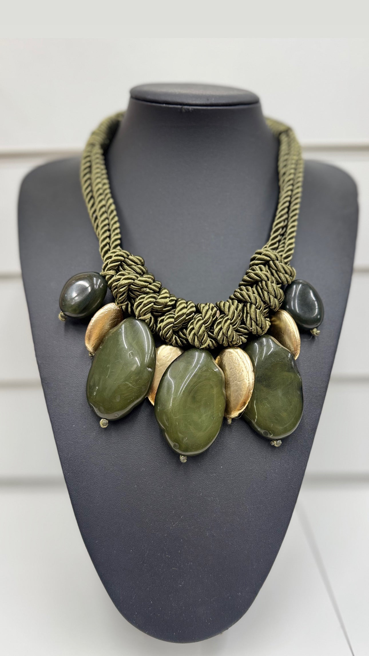 Regal Twist Necklace
