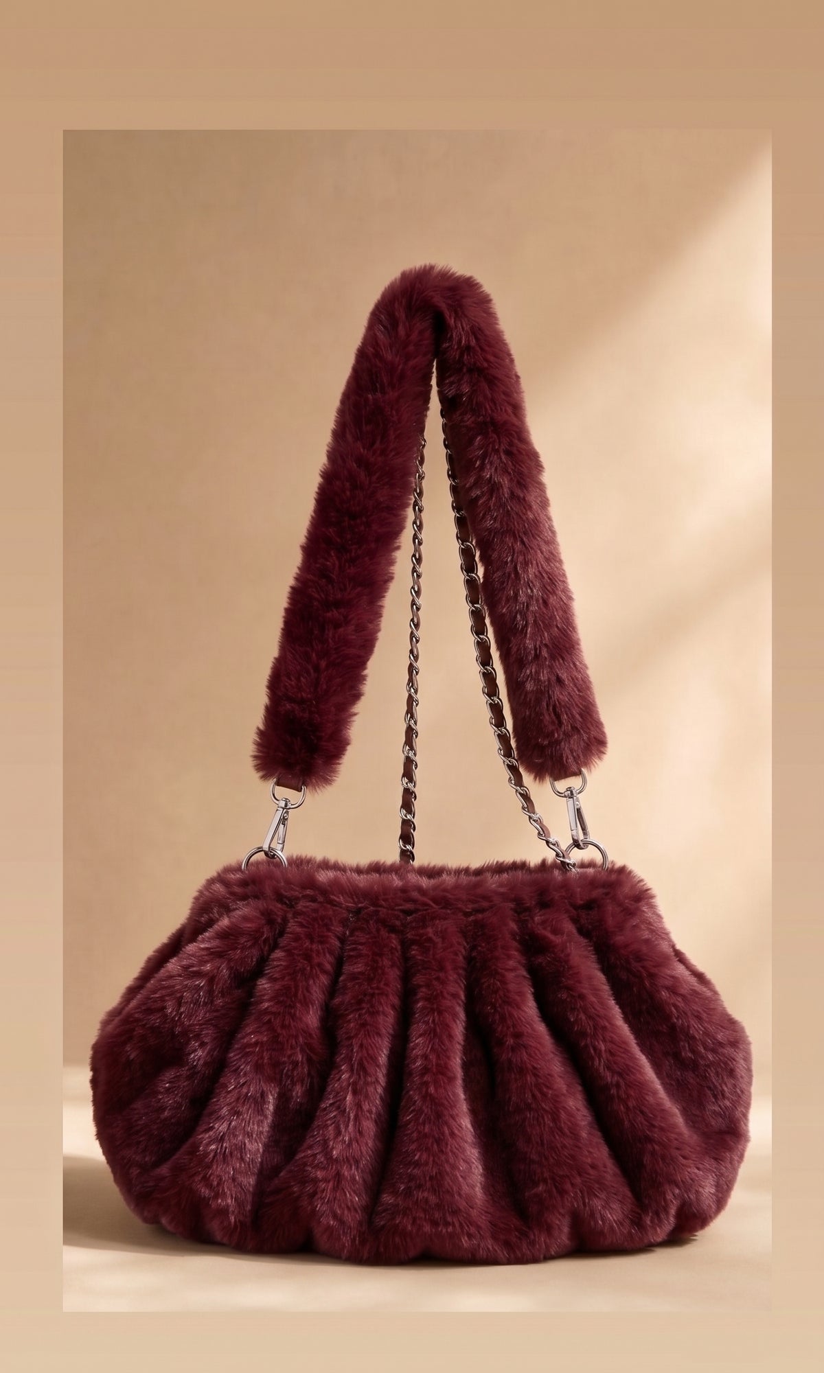 Wholesale ​Coco faux fur bag - Catwalk style