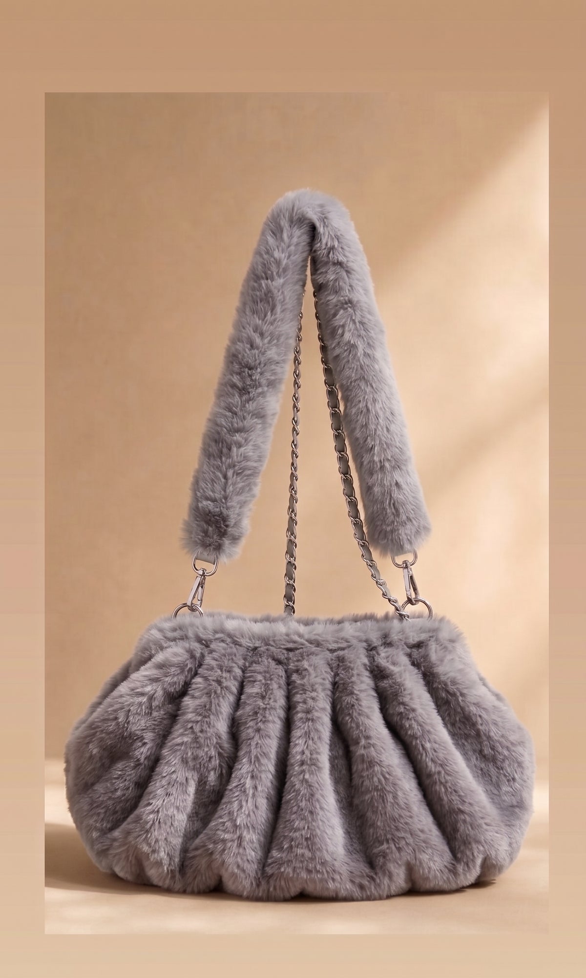 Wholesale ​Coco faux fur bag - Catwalk style