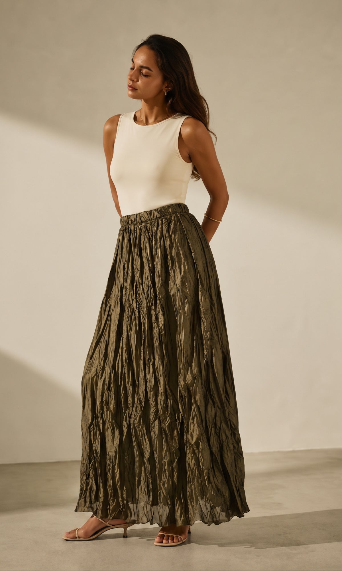 Dana crinkle satin Skirt