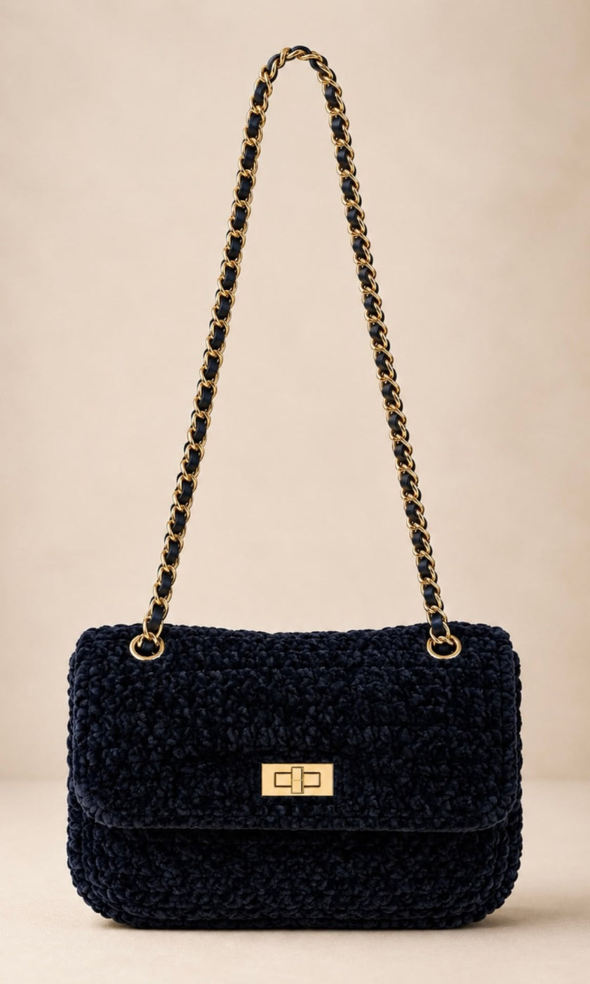 Wholesale ​Bianca chenille chain bag - Catwalk style