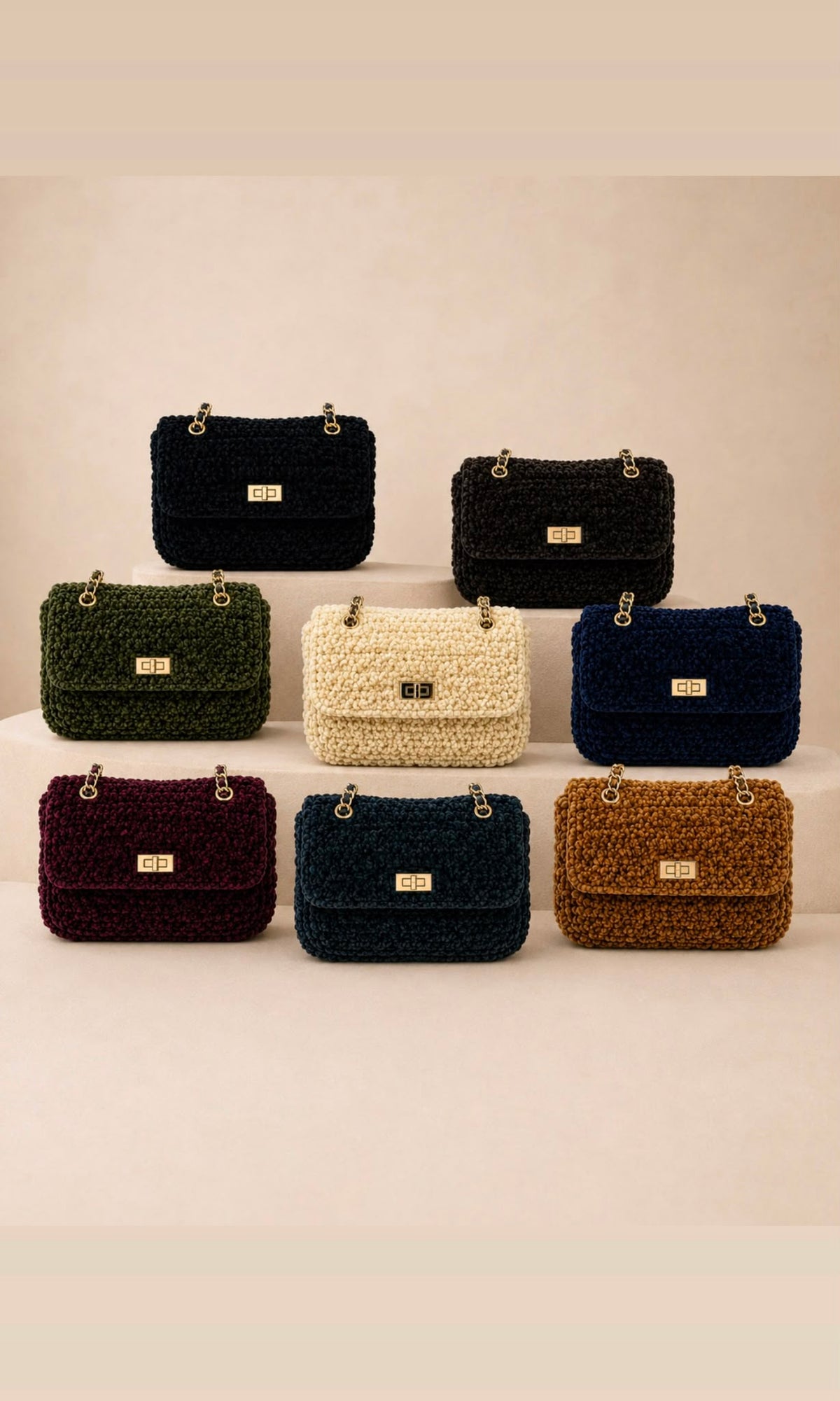 Wholesale ​Bianca chenille chain bag - Catwalk style